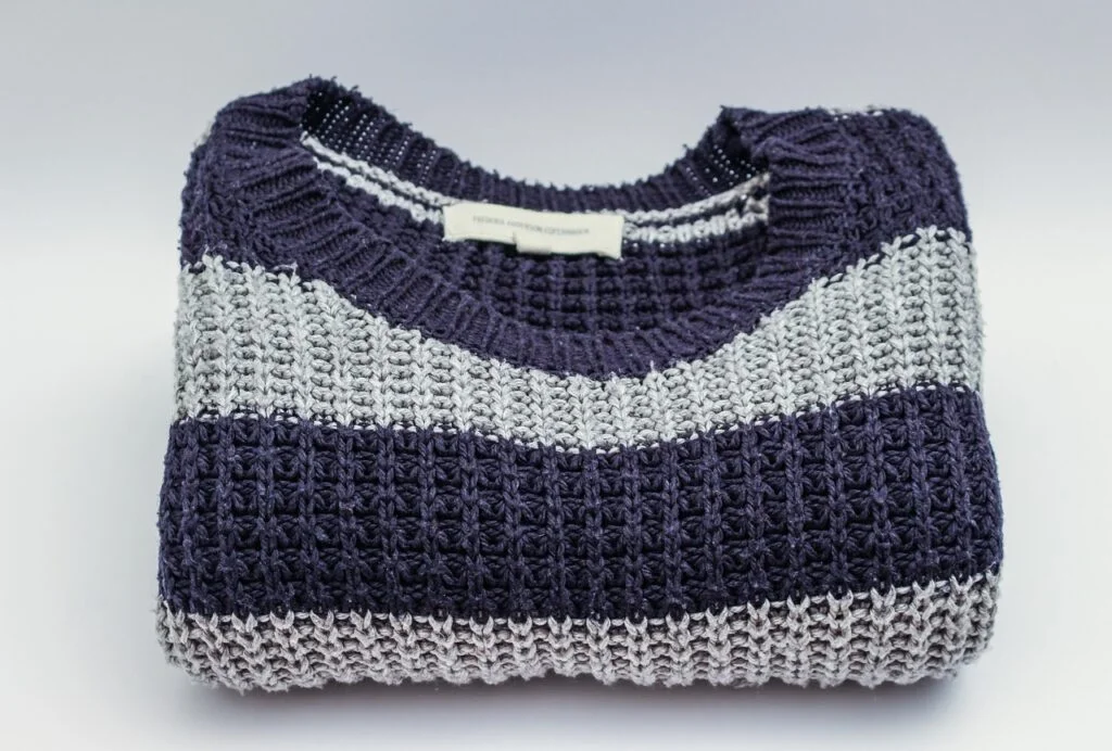 Home Custom knitted sportswear and apparel samples for startup clothing brands